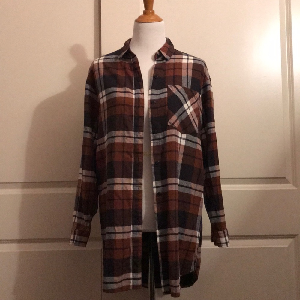 Forever 21 long sleeve shirt